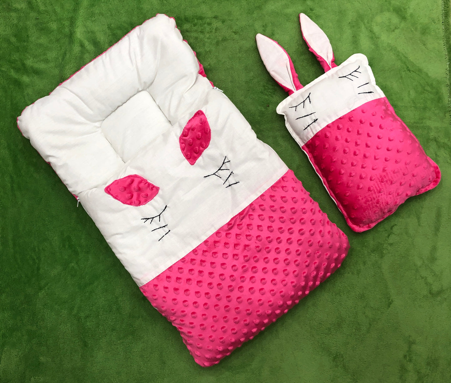 Baby valvet carry nest