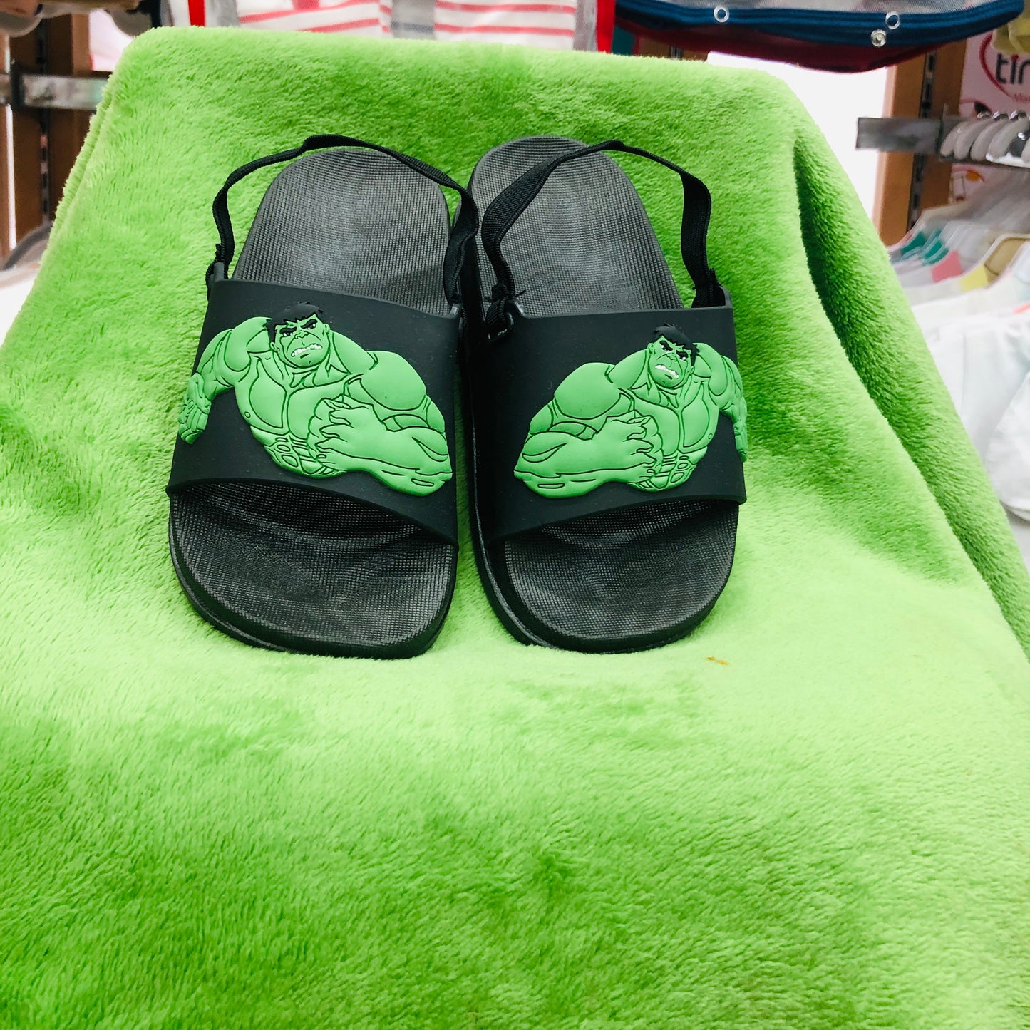 Character kids cozy feet slippers