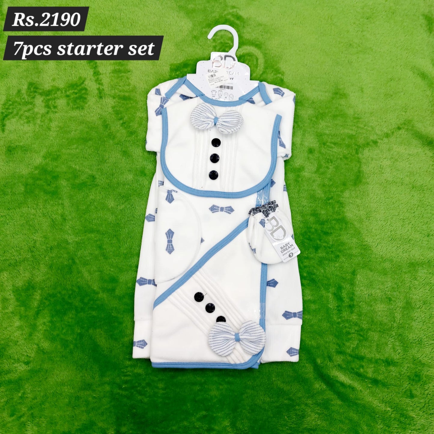7 piece Fleece Starter Set with Wrapping Shawl