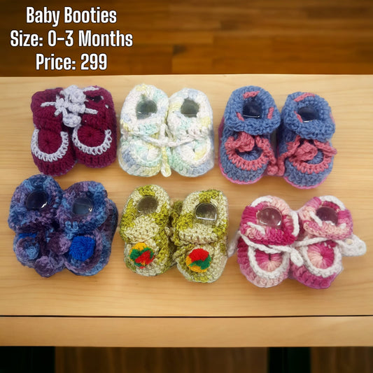 Beautiful Baby Booties 0-3months