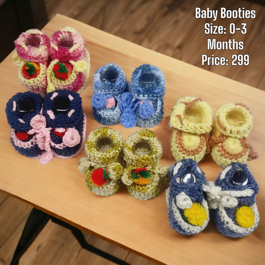 Beautiful Baby Booties 0-3months